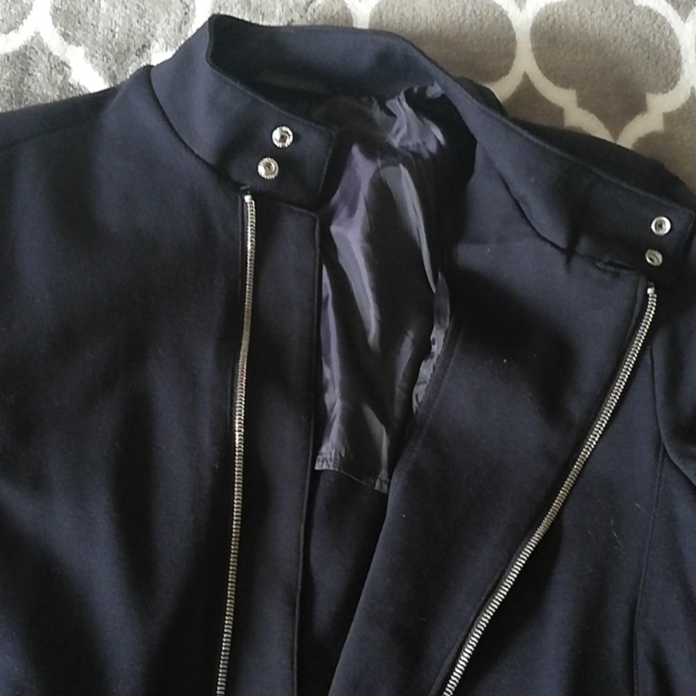 Jacket - Picture 3 of 8